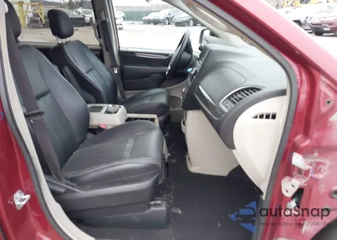 2014 Chrysler Town & Country Touring from USA, damaged, VIN 2C4RC1BG9ER294283